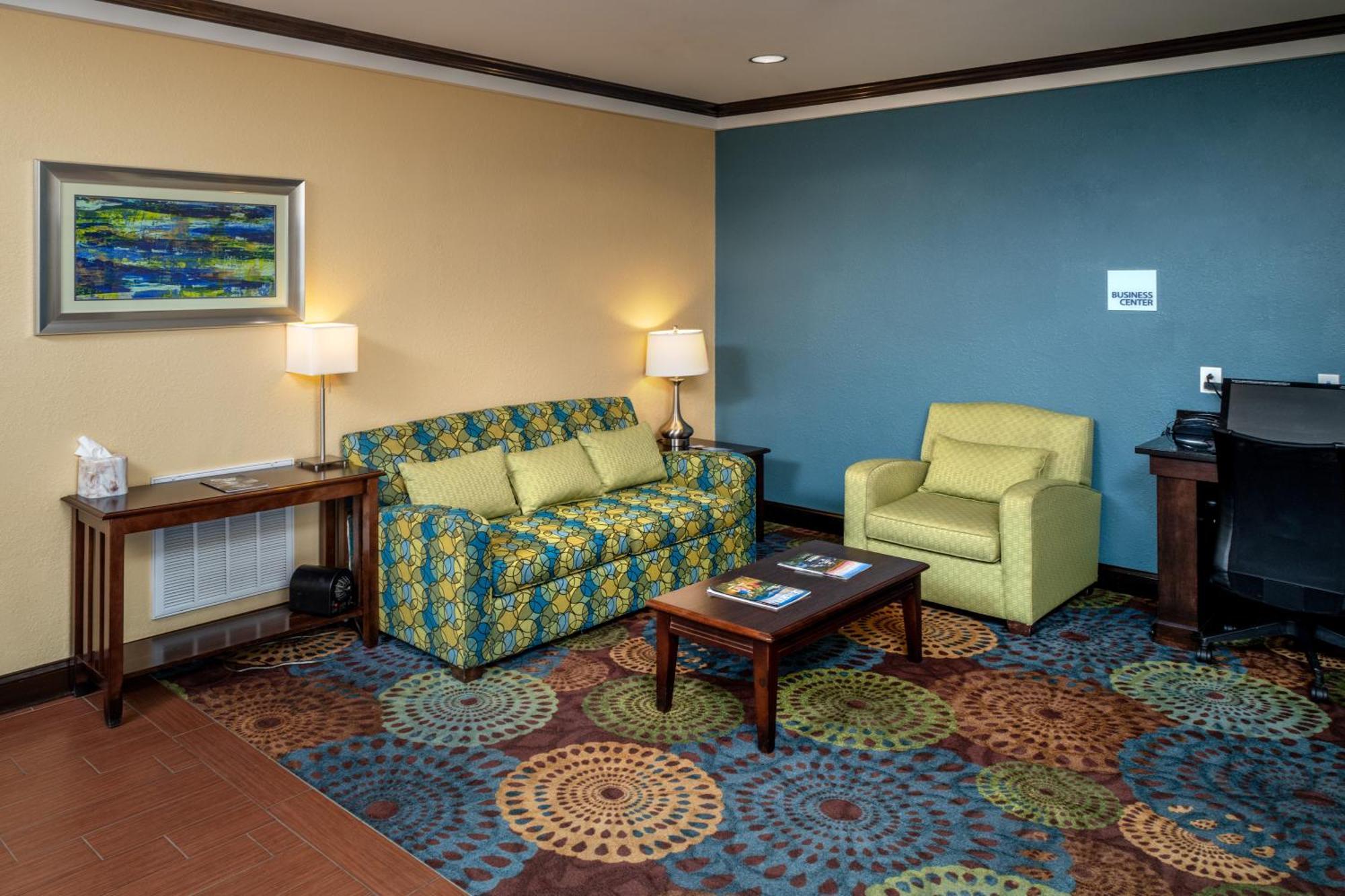 Holiday Inn Express & Suites Lebanon By Ihg Экстерьер фото