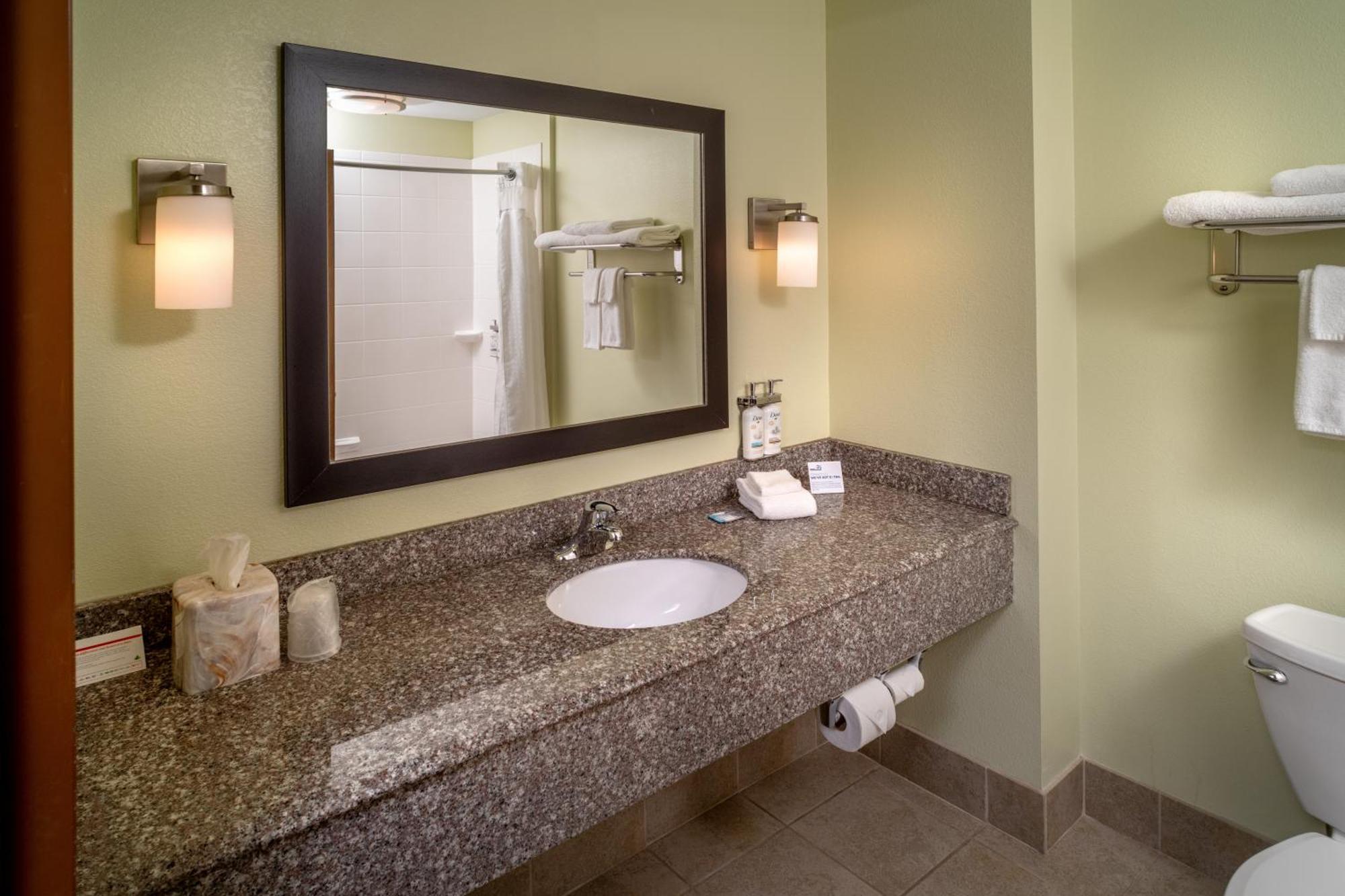 Holiday Inn Express & Suites Lebanon By Ihg Экстерьер фото