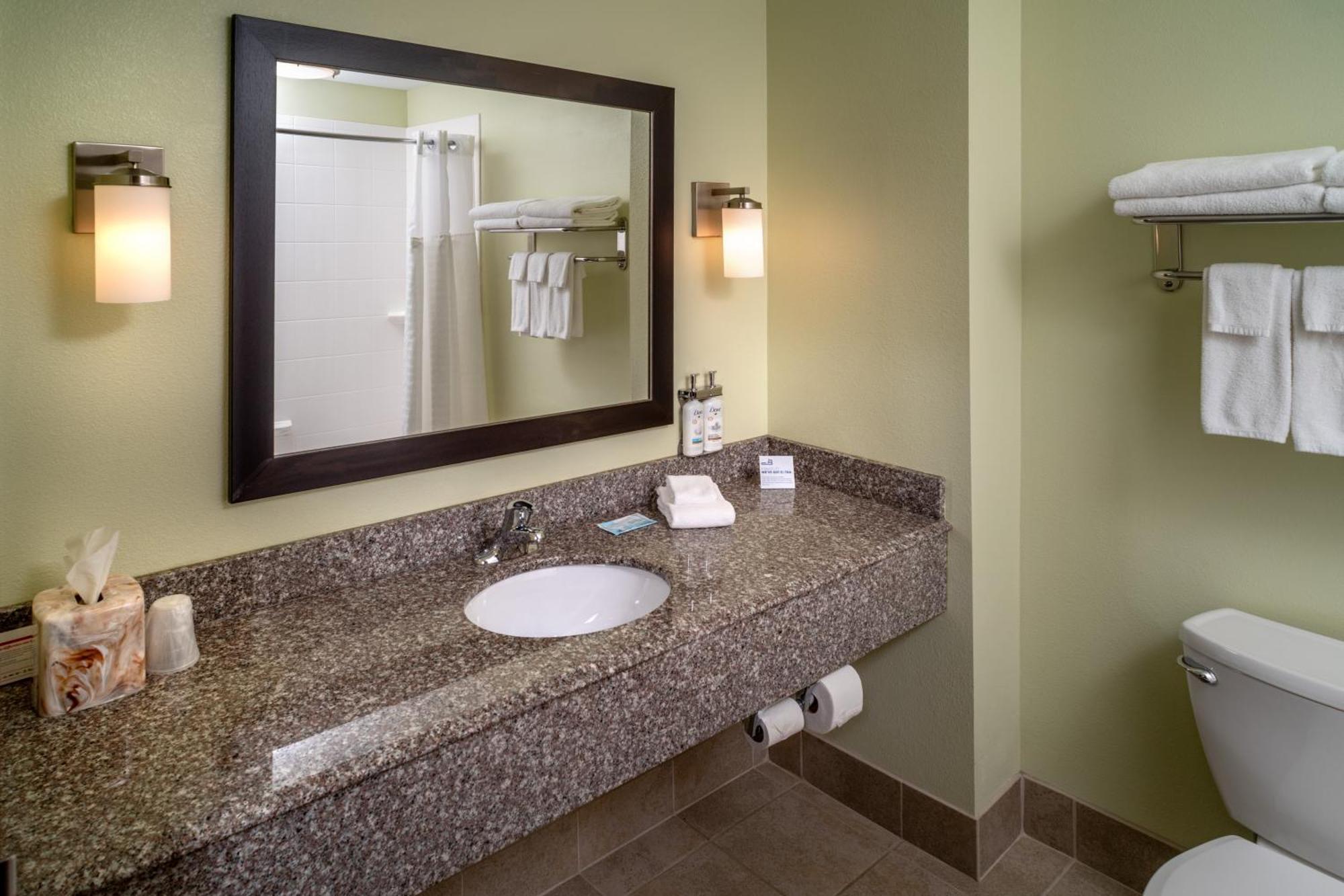 Holiday Inn Express & Suites Lebanon By Ihg Экстерьер фото
