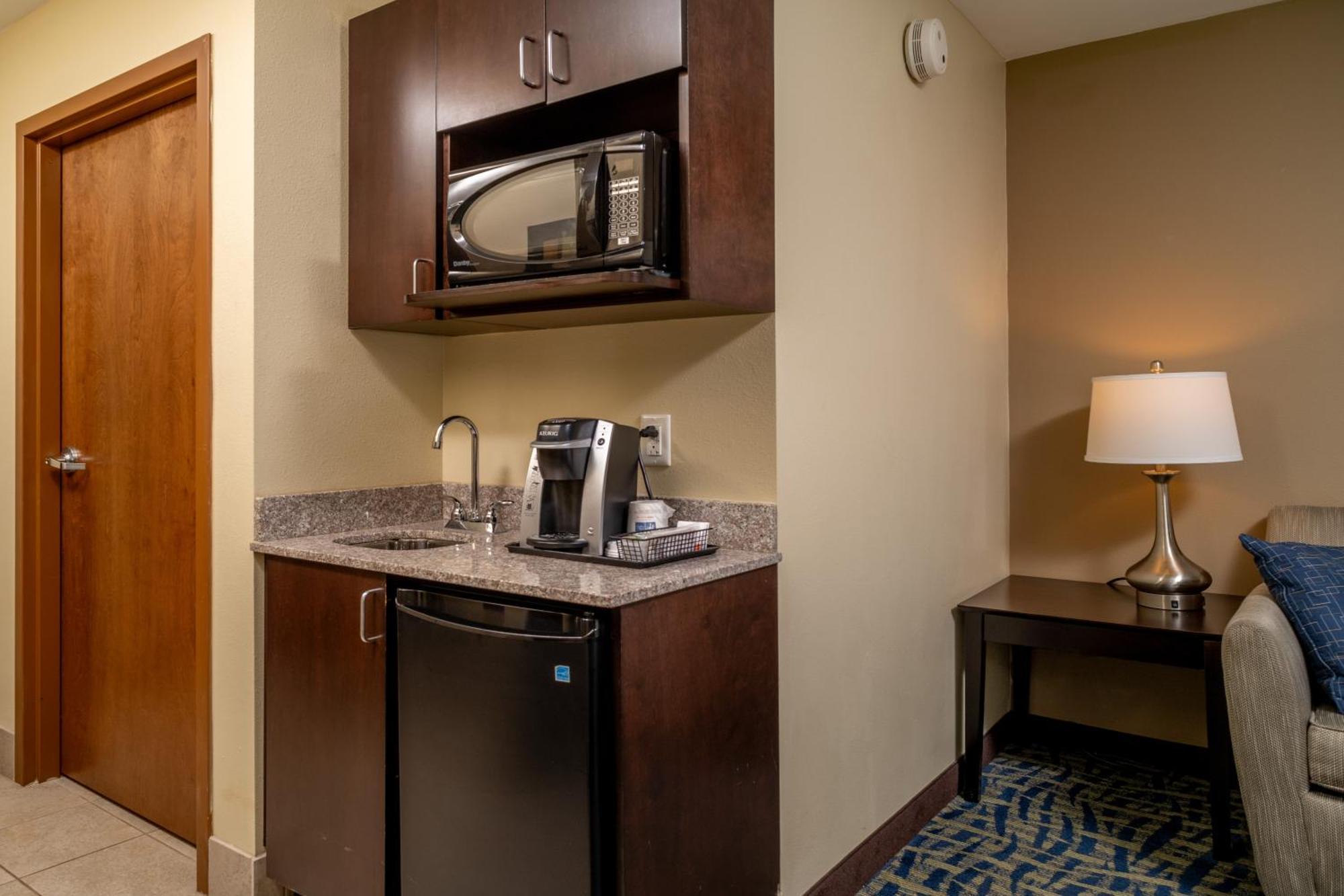 Holiday Inn Express & Suites Lebanon By Ihg Экстерьер фото