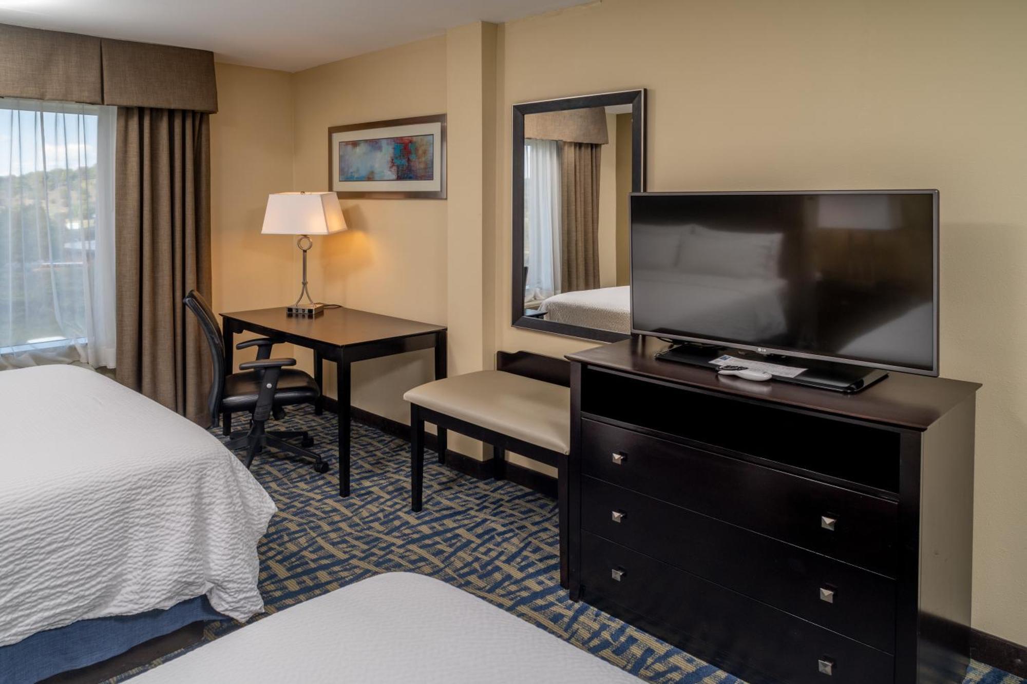 Holiday Inn Express & Suites Lebanon By Ihg Экстерьер фото