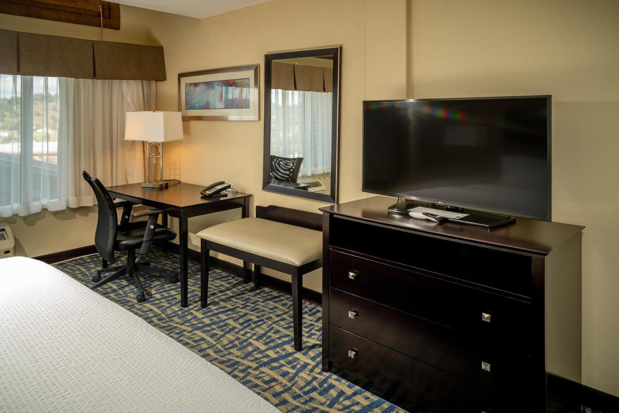 Holiday Inn Express & Suites Lebanon By Ihg Экстерьер фото